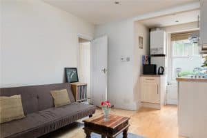 1 bed flat to rent in Chiswick Road, Chiswick W4